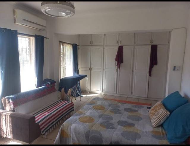 4 BEDROOM HOUSE FOR SALE IN SUIDERBERG